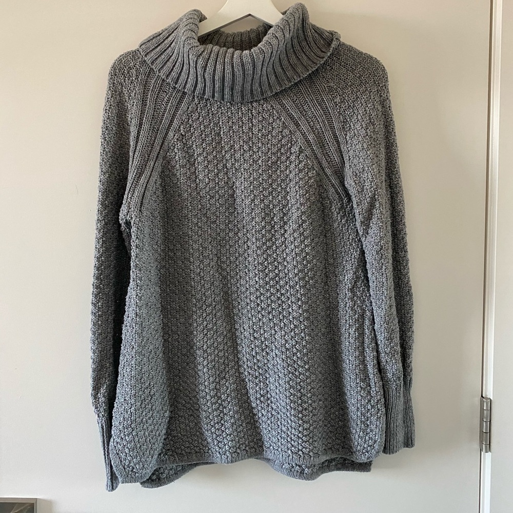 Hilary Radley grey turtleneck
